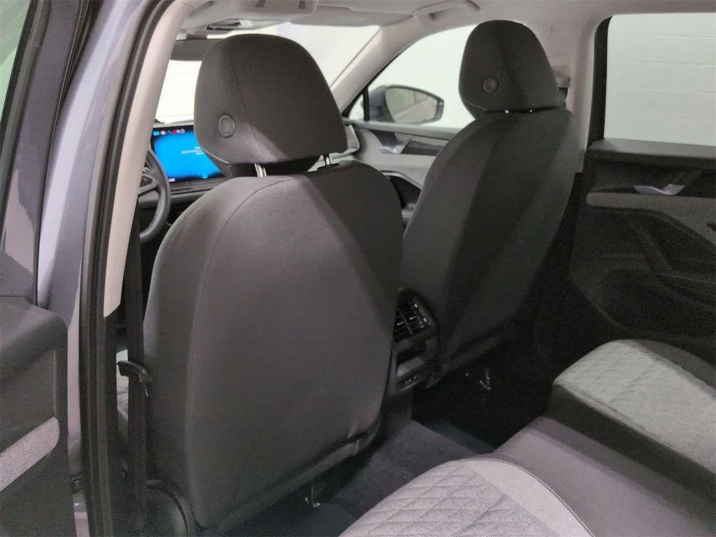 new 2026 Volkswagen Tiguan car, priced at $33,380