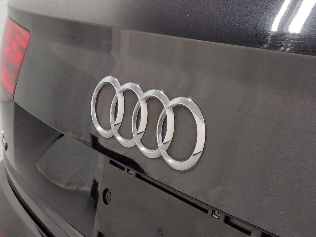 used 2017 Audi Q7 car, priced at $18,500