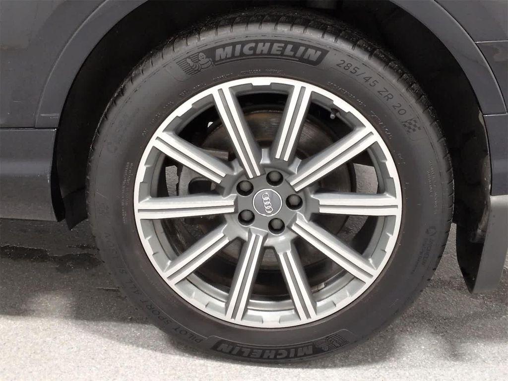 used 2017 Audi Q7 car, priced at $18,500