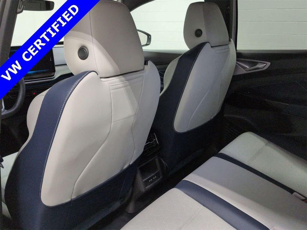 used 2025 Volkswagen ID.4 car, priced at $39,250