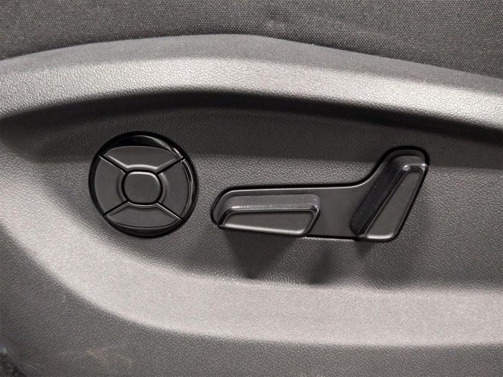 new 2025 Volkswagen Tiguan car, priced at $35,327