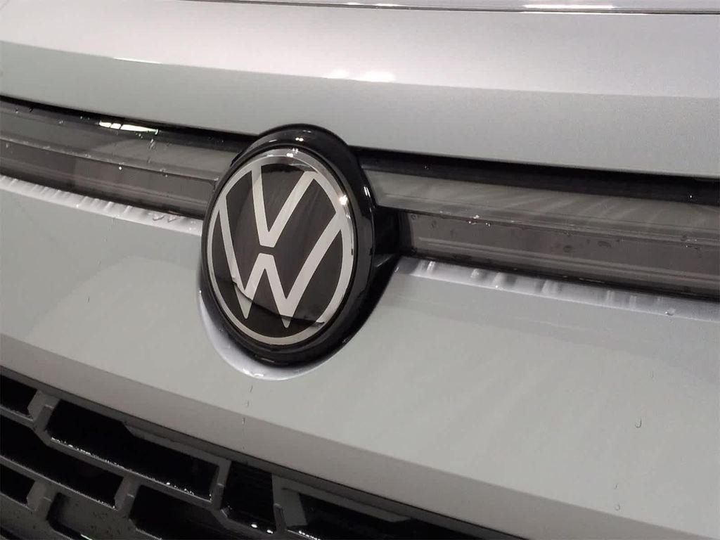new 2025 Volkswagen Tiguan car, priced at $35,327