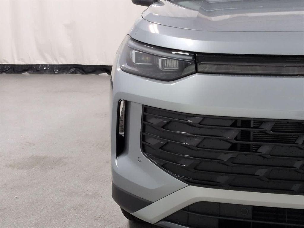 new 2025 Volkswagen Tiguan car, priced at $35,327