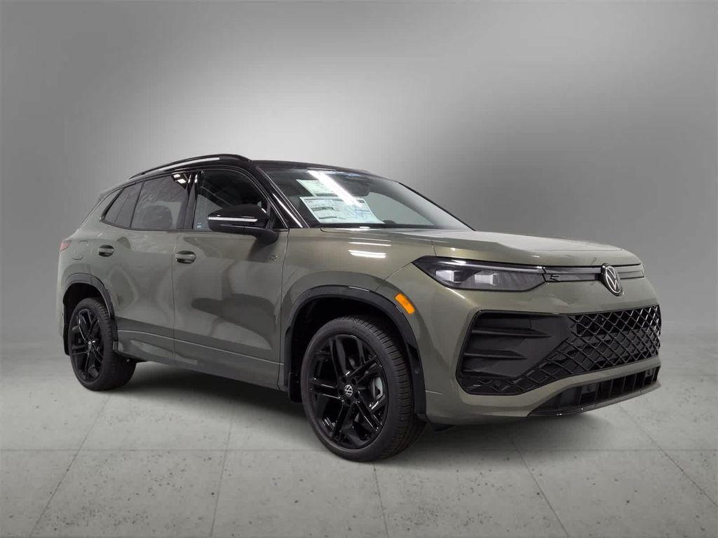 new 2026 Volkswagen Tiguan car, priced at $42,424