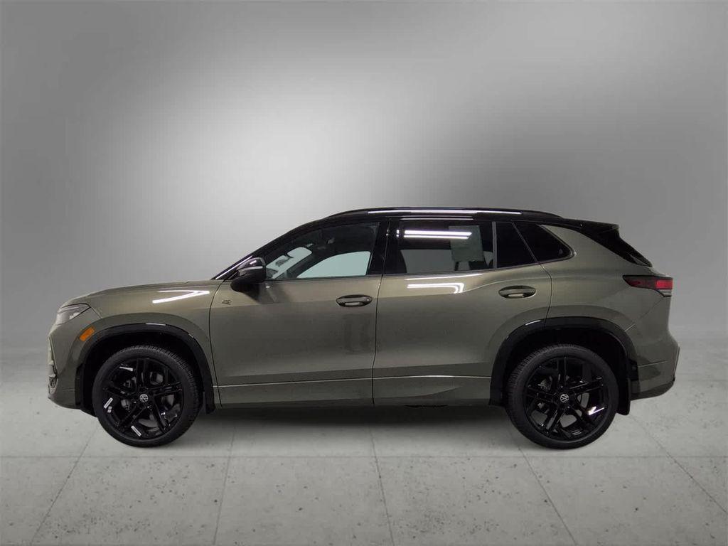 new 2026 Volkswagen Tiguan car, priced at $42,424