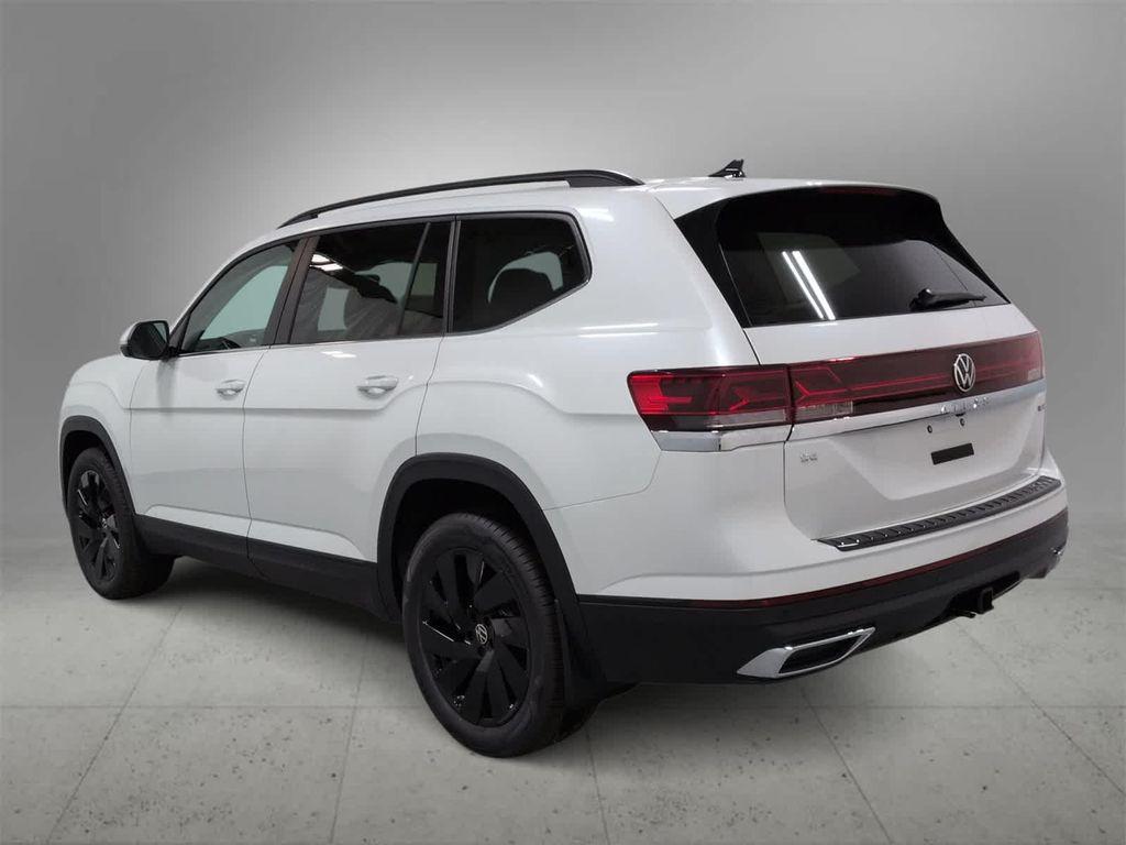 new 2026 Volkswagen Atlas car, priced at $49,586