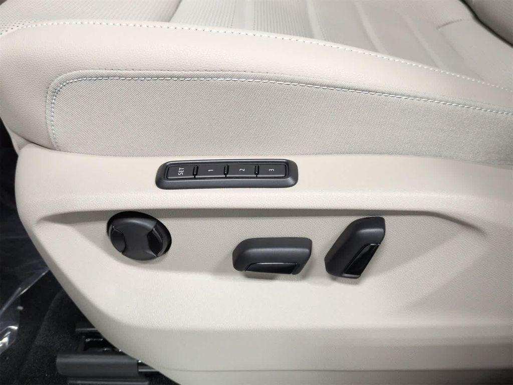 new 2026 Volkswagen Atlas car, priced at $51,030