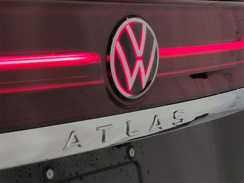 new 2026 Volkswagen Atlas car, priced at $48,488