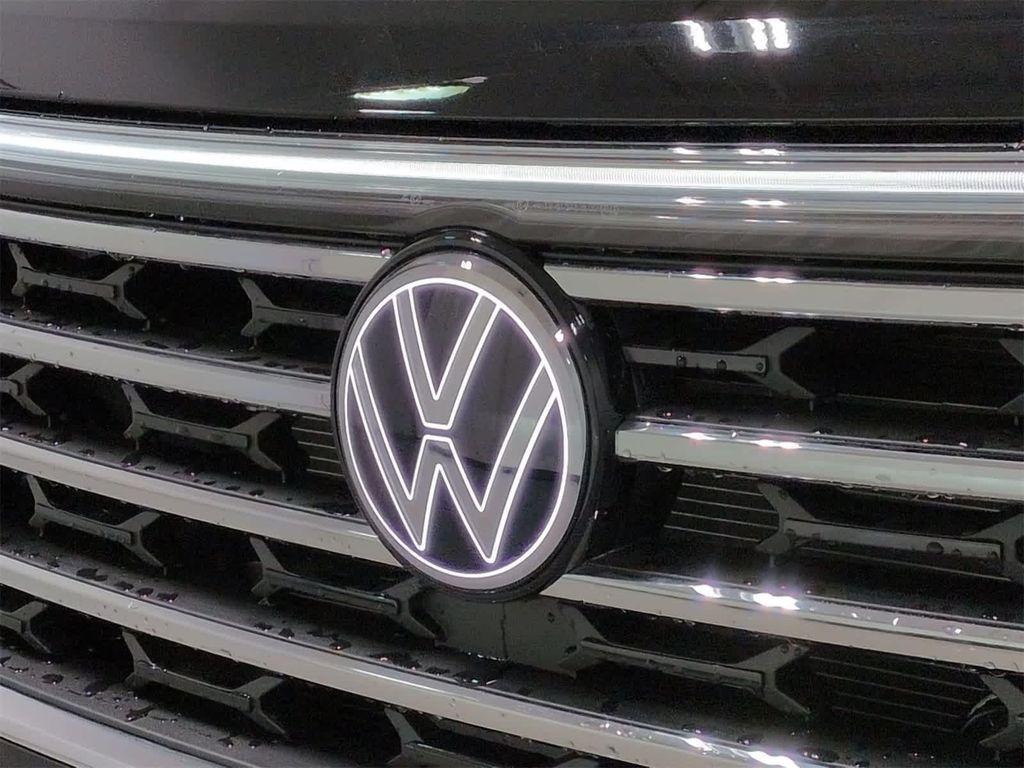 new 2026 Volkswagen Atlas car, priced at $48,488
