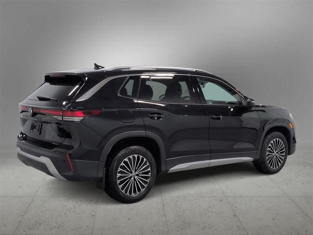 new 2026 Volkswagen Tiguan car, priced at $35,434