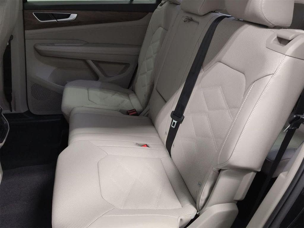 new 2026 Volkswagen Atlas car, priced at $41,908