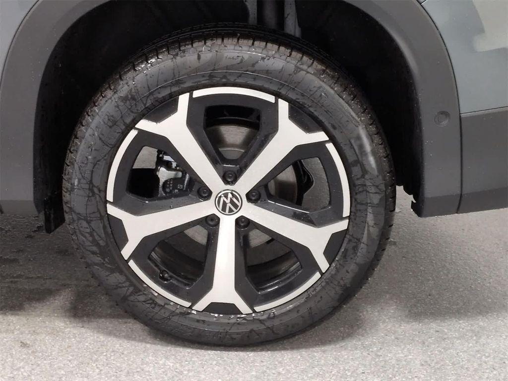 new 2025 Volkswagen Tiguan car, priced at $36,605
