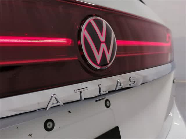 new 2024 Volkswagen Atlas car, priced at $45,120