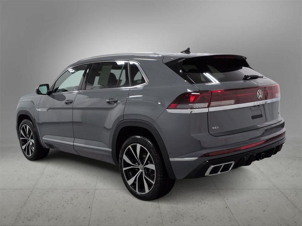 new 2026 Volkswagen Atlas Cross Sport car, priced at $54,587