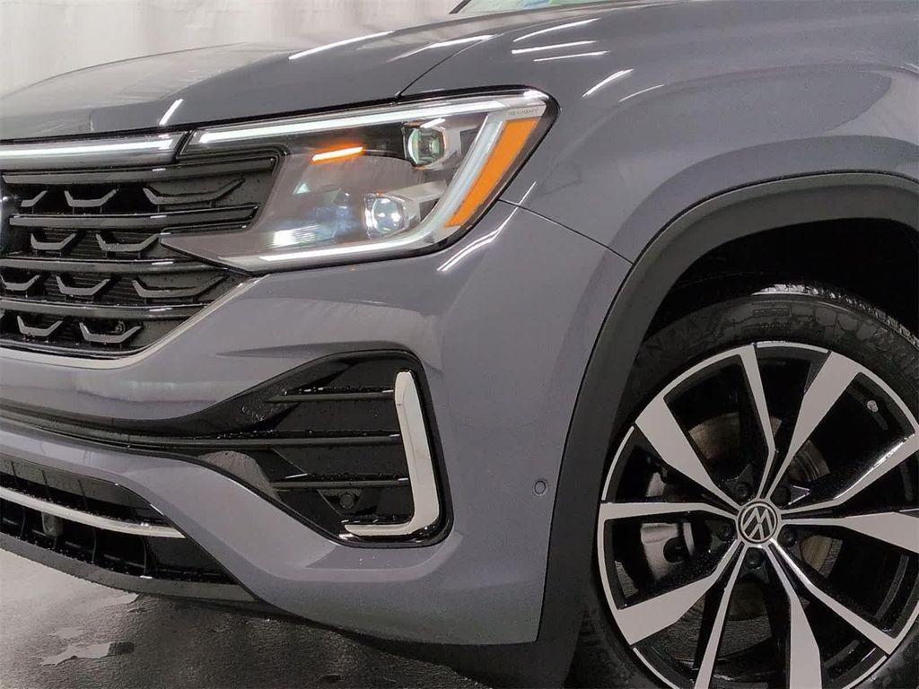 new 2026 Volkswagen Atlas Cross Sport car, priced at $54,587