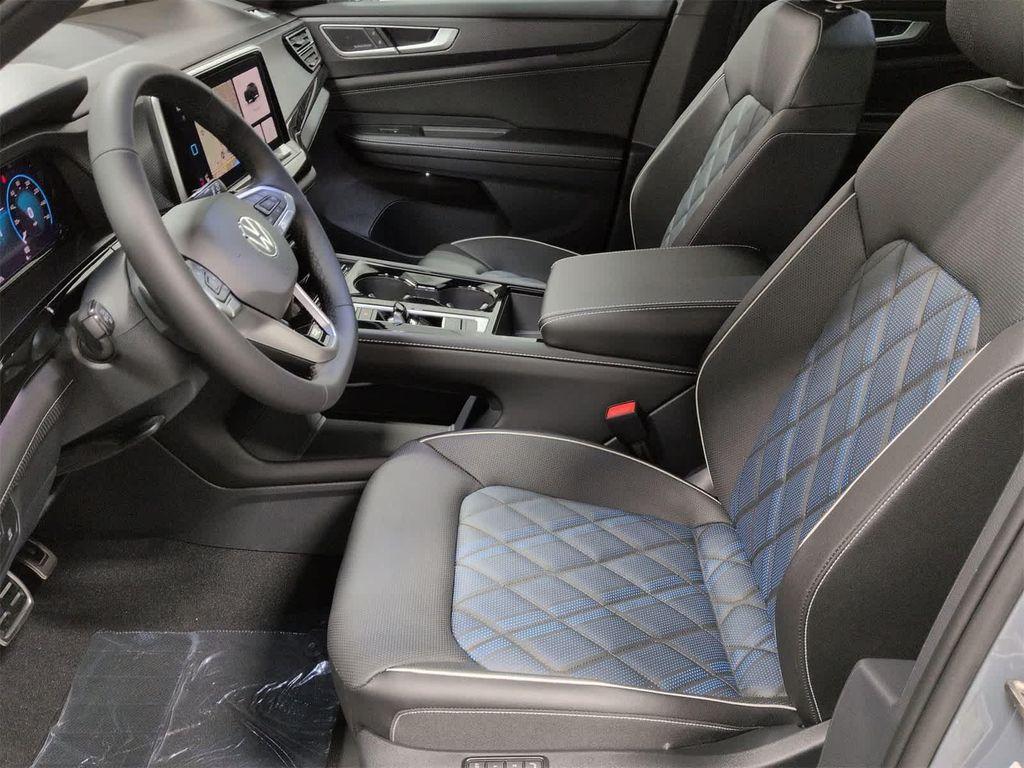 new 2026 Volkswagen Atlas Cross Sport car, priced at $54,587