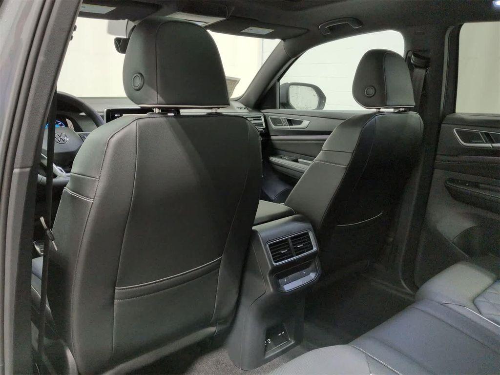 new 2026 Volkswagen Atlas Cross Sport car, priced at $54,587