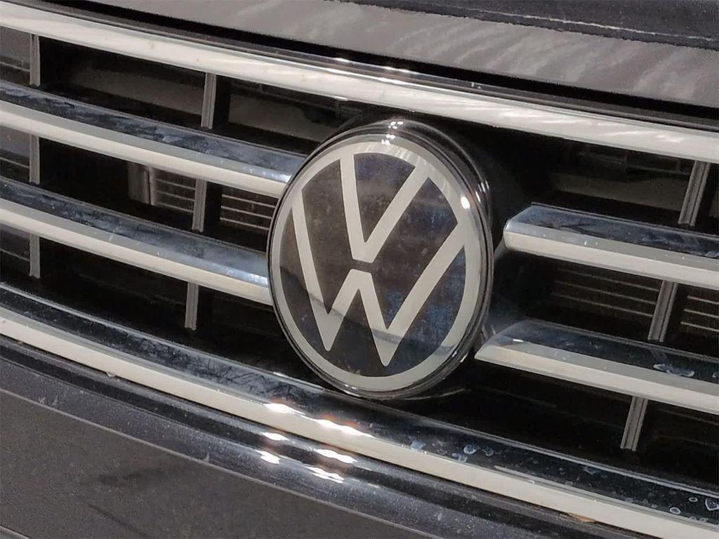 used 2022 Volkswagen Tiguan car, priced at $18,600