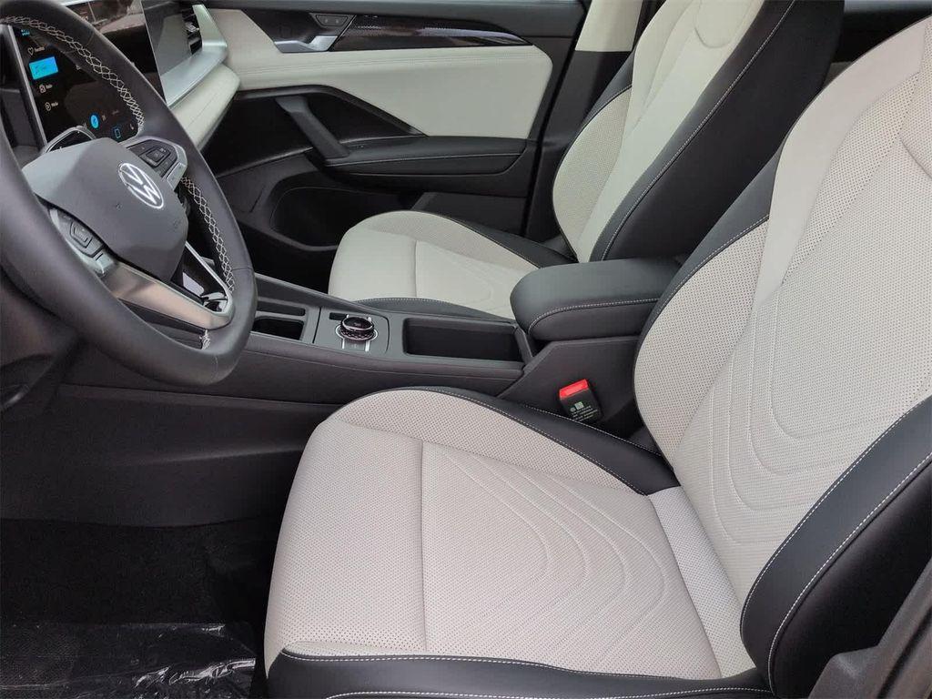 new 2025 Volkswagen Tiguan car, priced at $36,855