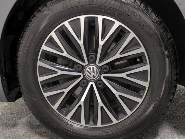 used 2019 Volkswagen Jetta car