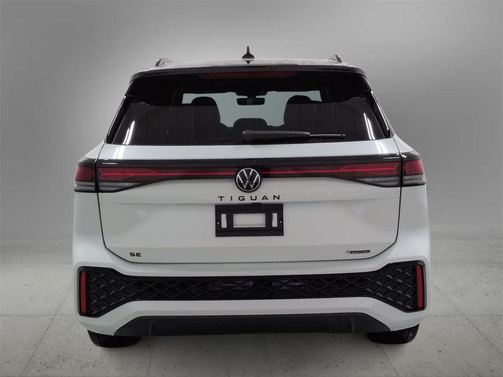 new 2025 Volkswagen Tiguan car, priced at $39,070