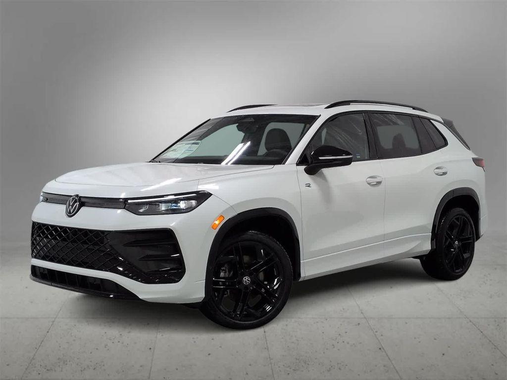 new 2025 Volkswagen Tiguan car, priced at $39,070