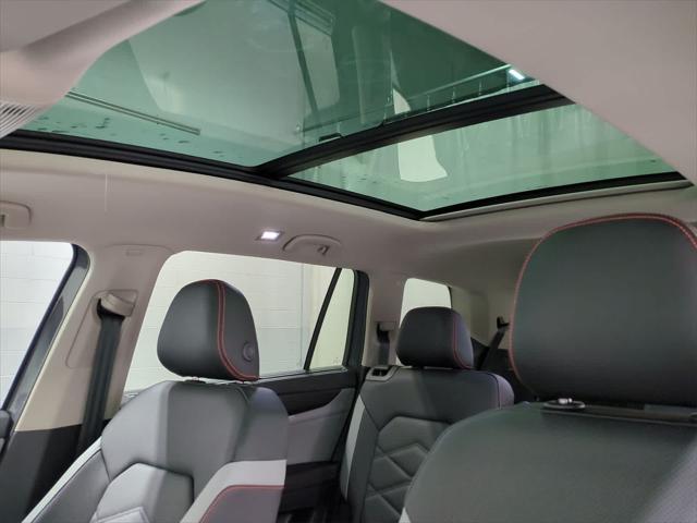 new 2025 Volkswagen Atlas car, priced at $48,343