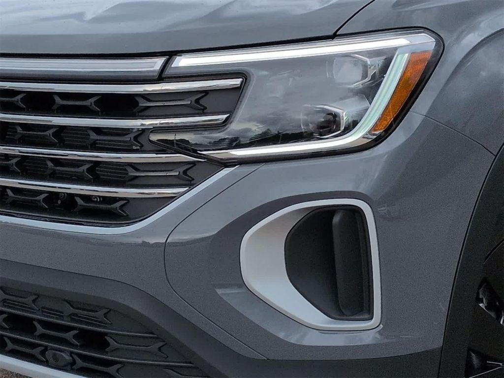 new 2026 Volkswagen Atlas car, priced at $48,910
