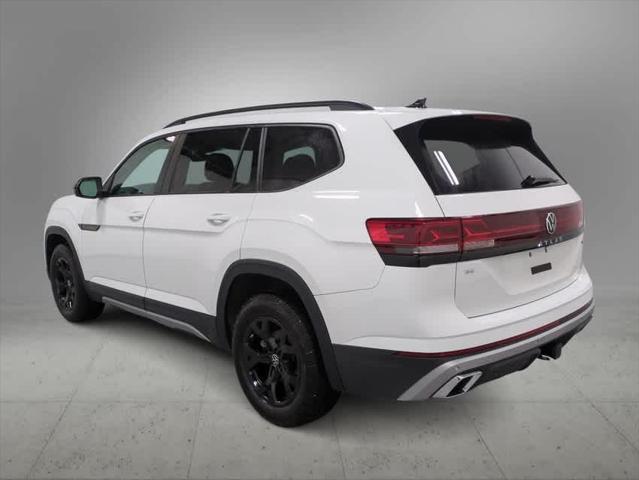 new 2025 Volkswagen Atlas car, priced at $47,308