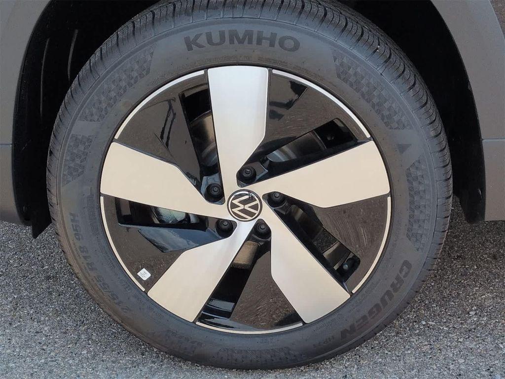 new 2025 Volkswagen Taos car, priced at $28,124