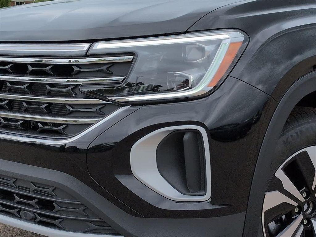 new 2026 Volkswagen Atlas car, priced at $42,521