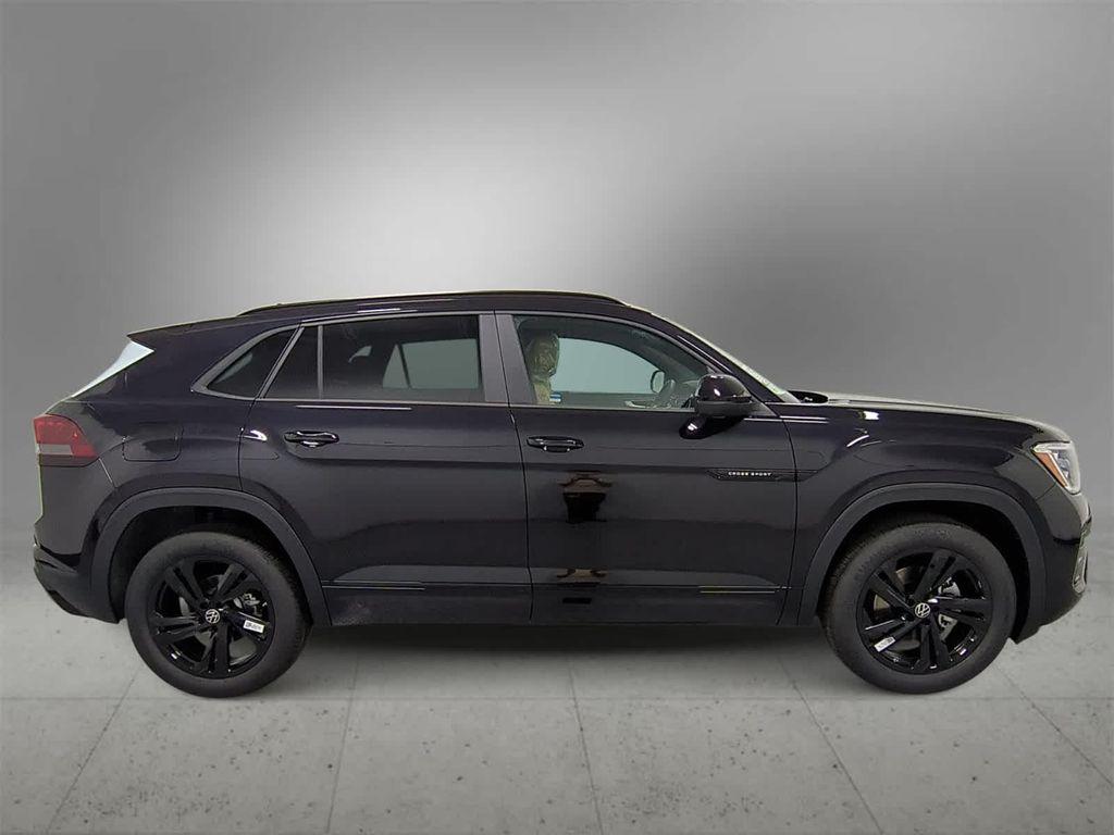 new 2026 Volkswagen Atlas Cross Sport car, priced at $51,549