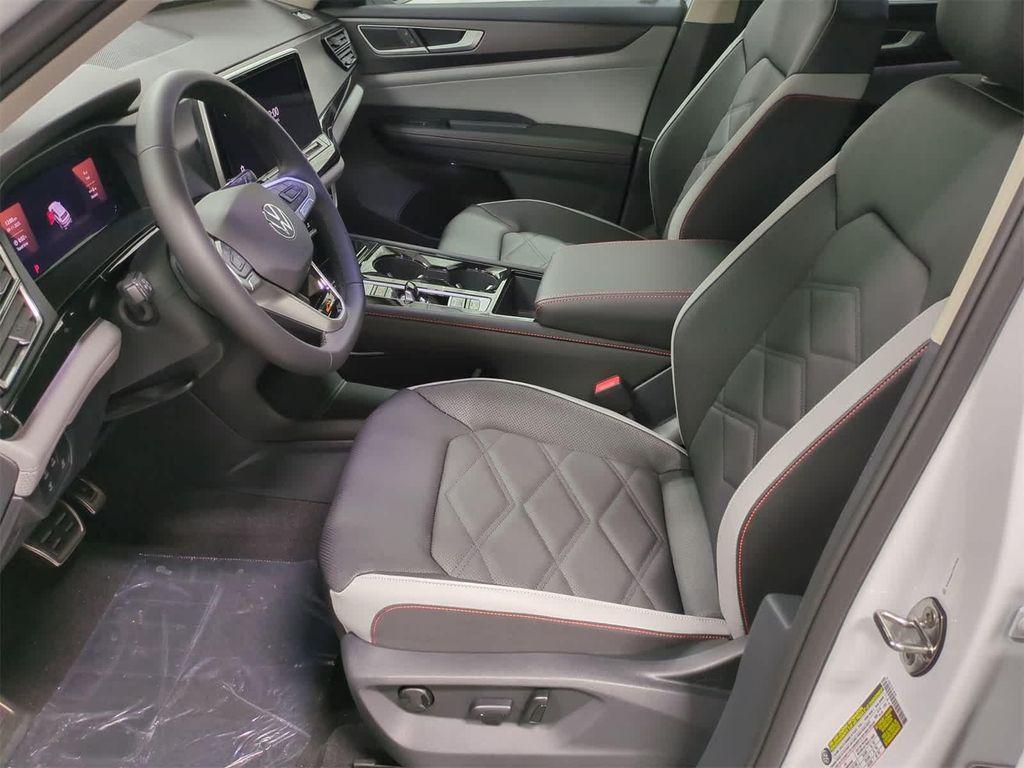 new 2026 Volkswagen Atlas car, priced at $49,169