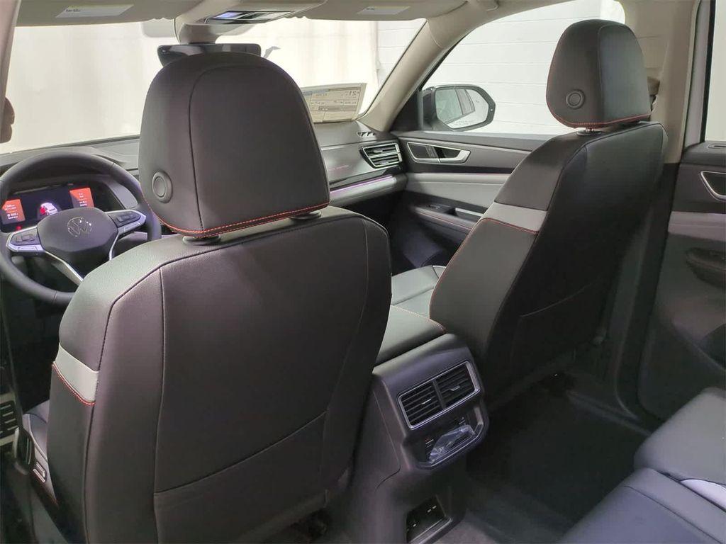 new 2026 Volkswagen Atlas car, priced at $49,169