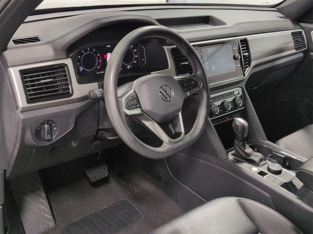 used 2023 Volkswagen Atlas Cross Sport car