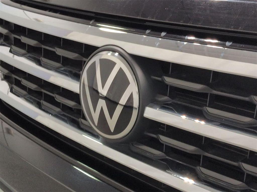 used 2023 Volkswagen Atlas Cross Sport car