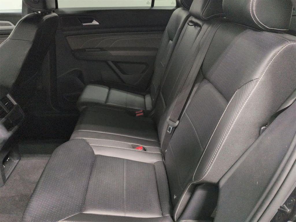 used 2023 Volkswagen Atlas Cross Sport car