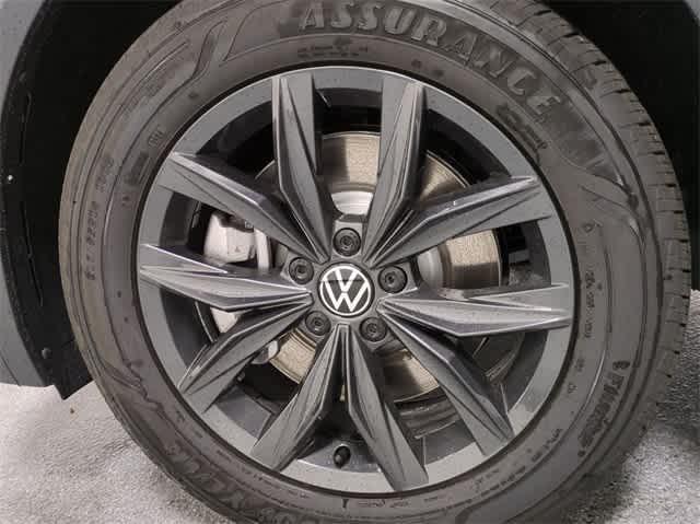 new 2024 Volkswagen Tiguan car, priced at $36,406