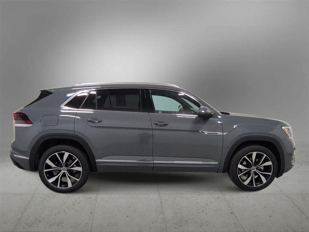 new 2026 Volkswagen Atlas Cross Sport car, priced at $56,438