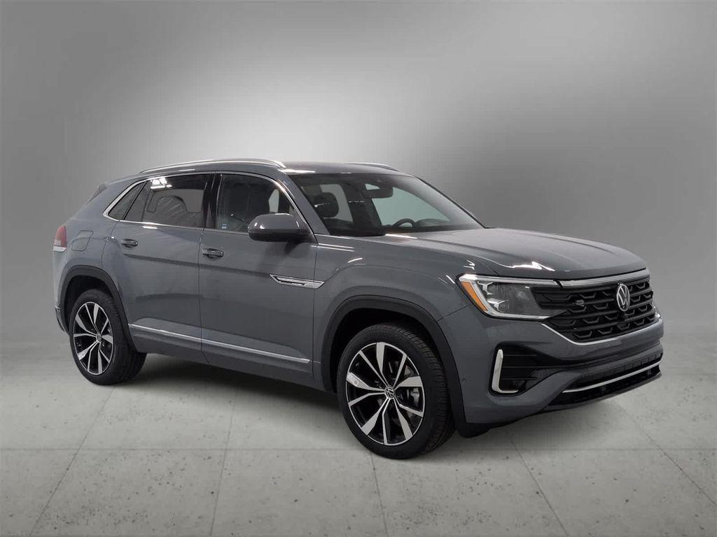 new 2026 Volkswagen Atlas Cross Sport car, priced at $56,438