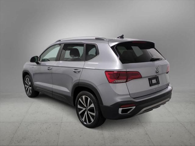 used 2022 Volkswagen Taos car