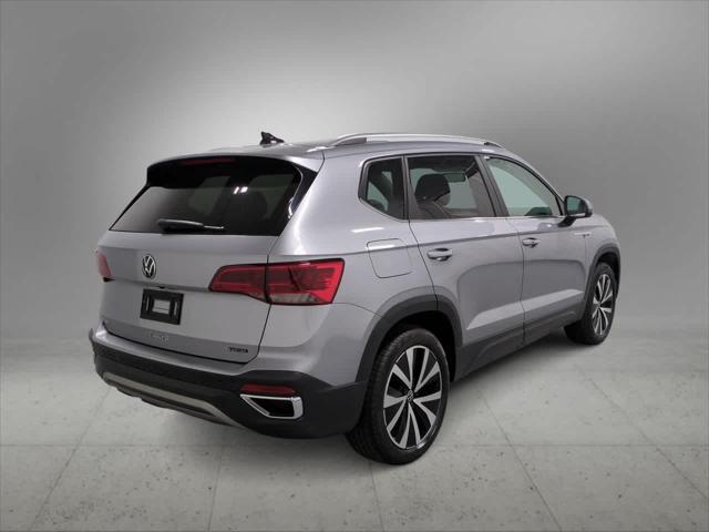 used 2022 Volkswagen Taos car