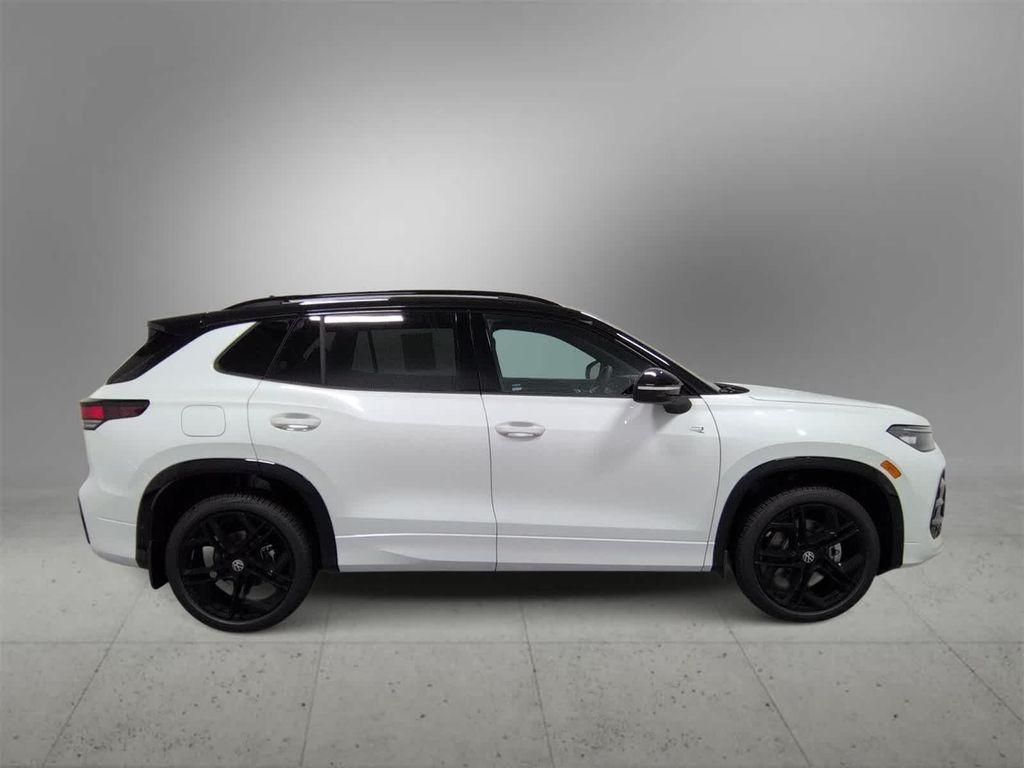 new 2026 Volkswagen Tiguan car, priced at $42,990