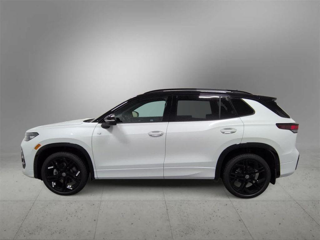 new 2026 Volkswagen Tiguan car, priced at $42,990