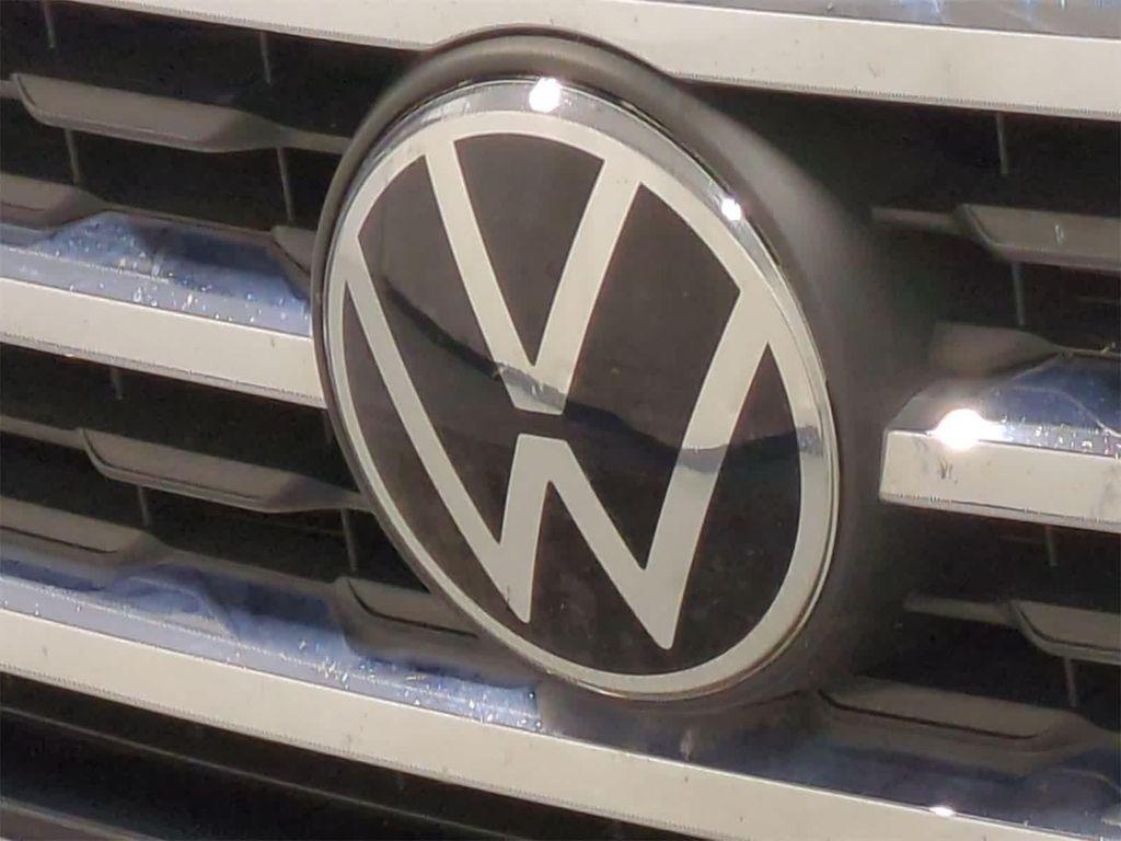 used 2020 Volkswagen Atlas Cross Sport car, priced at $17,900