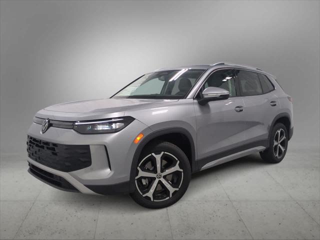 new 2025 Volkswagen Tiguan car, priced at $37,011