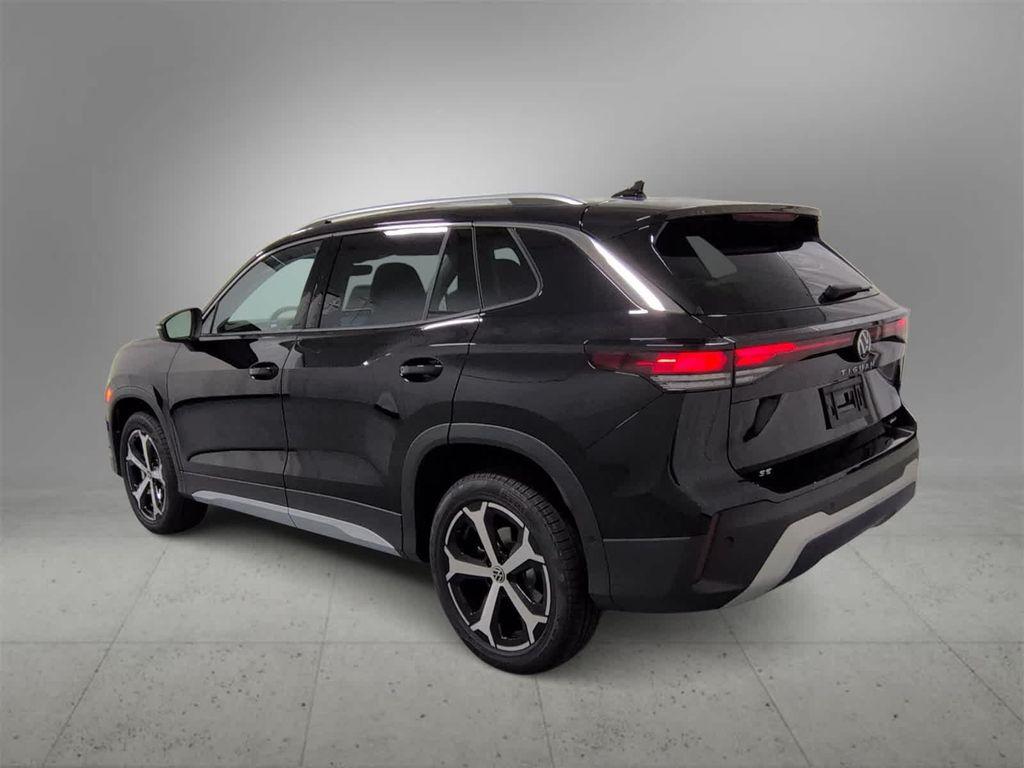 new 2025 Volkswagen Tiguan car, priced at $37,575