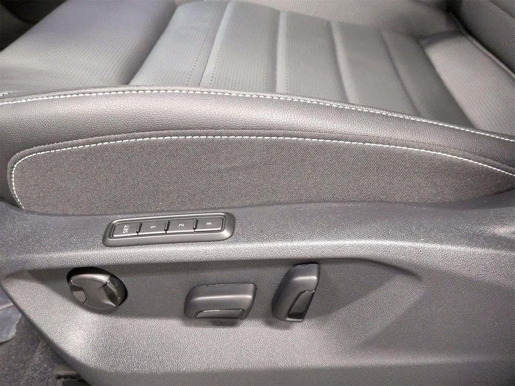 new 2026 Volkswagen Atlas Cross Sport car, priced at $51,550