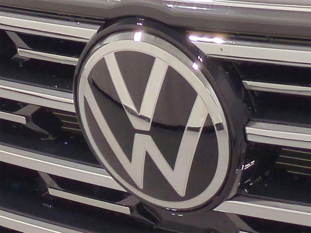 new 2026 Volkswagen Atlas car, priced at $50,432