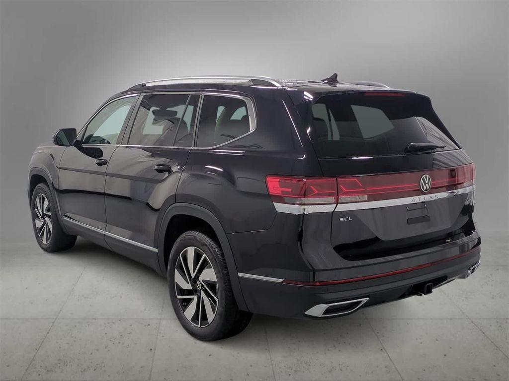 new 2026 Volkswagen Atlas car, priced at $50,432